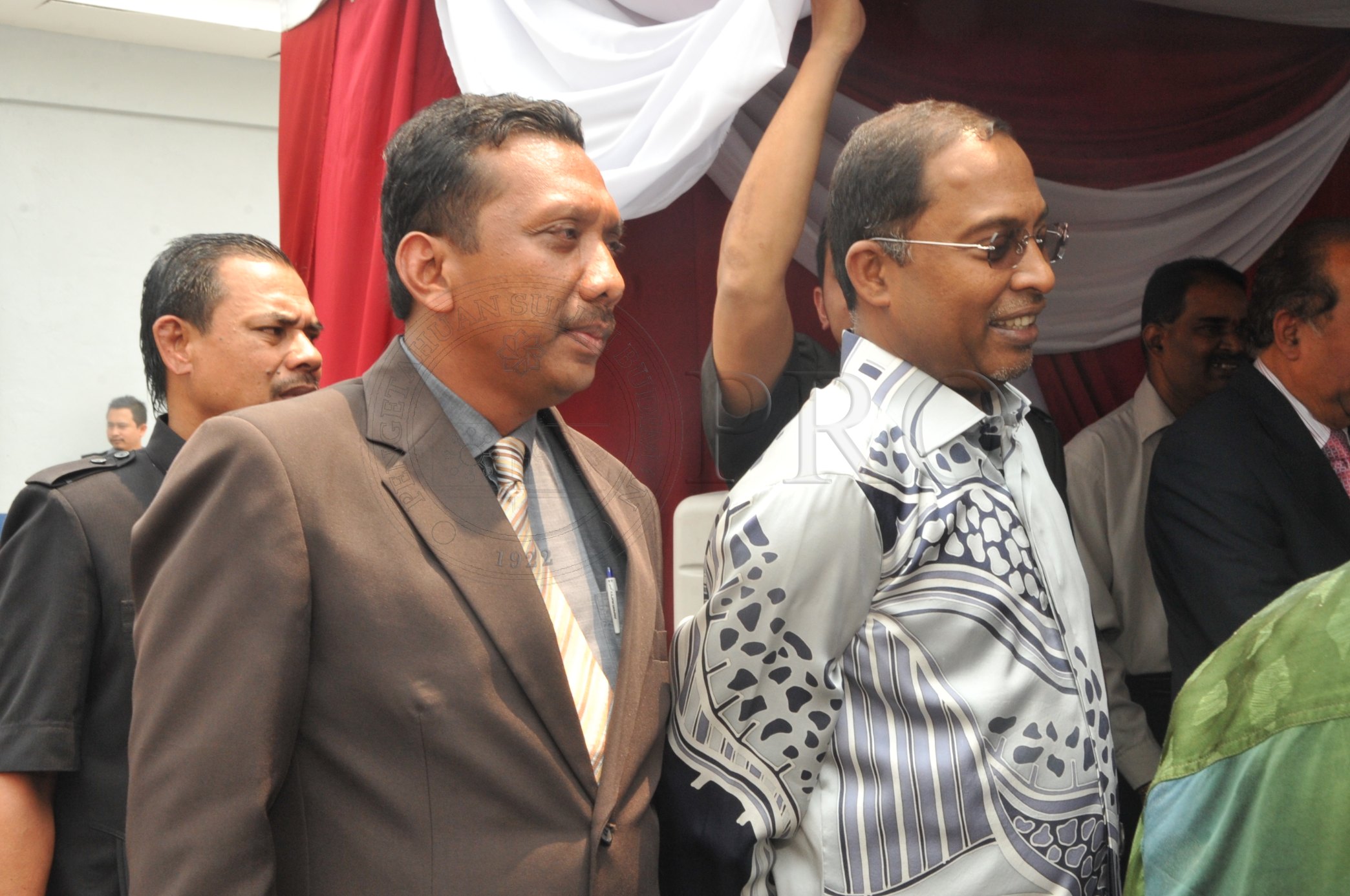 PRO 14 28 KONPEN PRO 6825